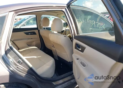 2015 Nissan Altima 2.5 Sv z USA, uszkodzony, nr VIN 1N4AL3AP3FC499107